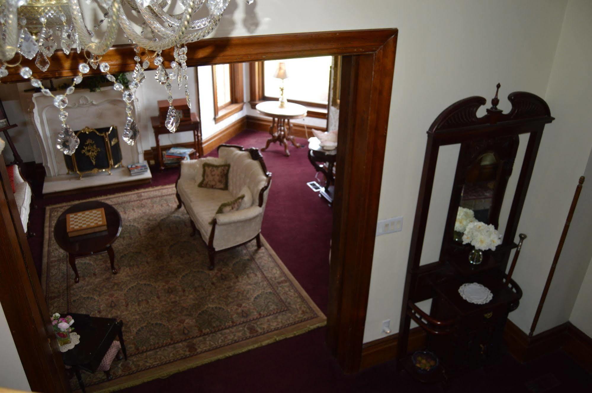 Hines Mansion Bed and Breakfast Provo Eksteriør billede