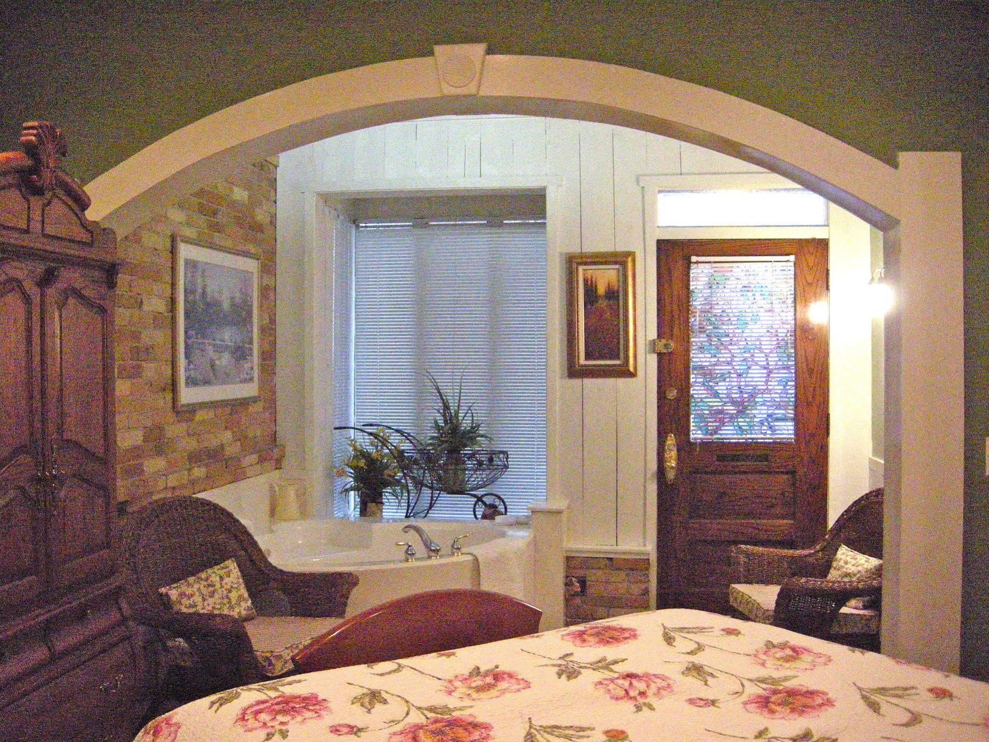 Hines Mansion Bed and Breakfast Provo Eksteriør billede