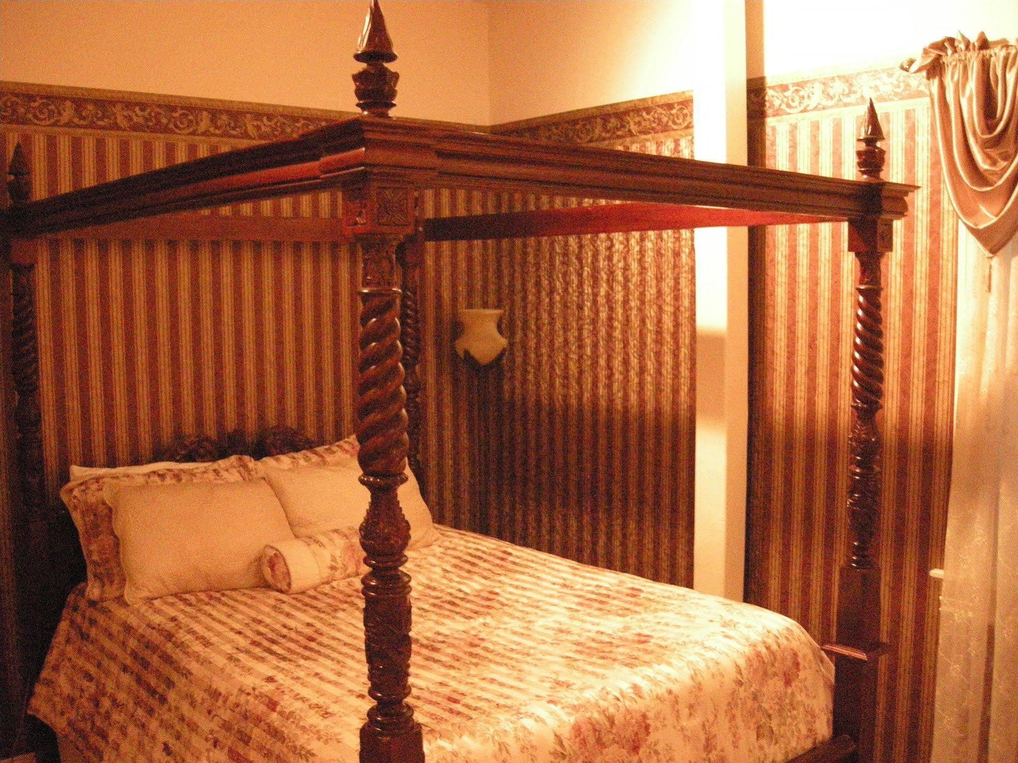 Hines Mansion Bed and Breakfast Provo Eksteriør billede