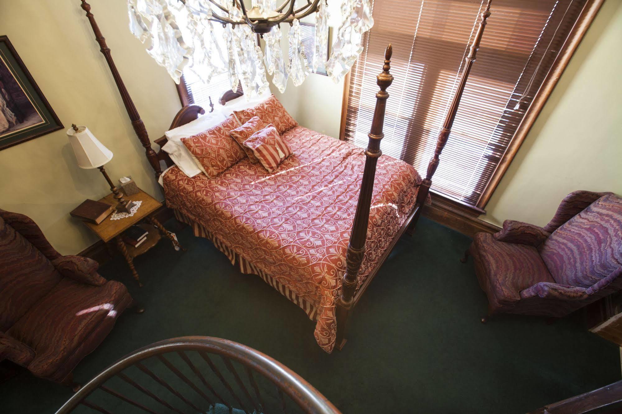 Hines Mansion Bed and Breakfast Provo Eksteriør billede